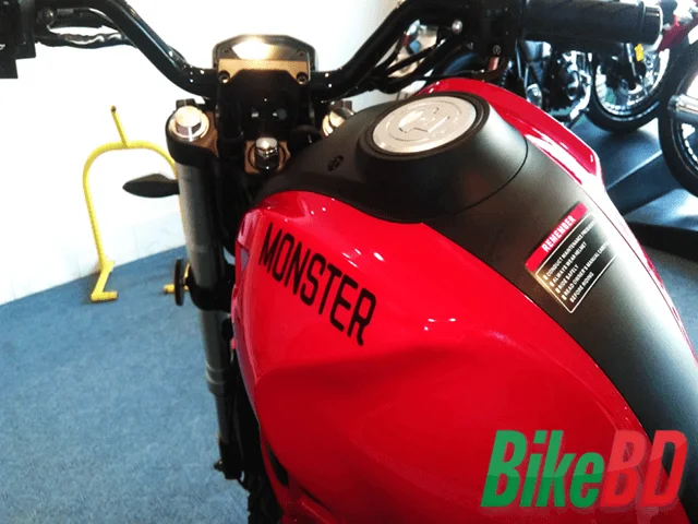 monster 165fi fuel tank